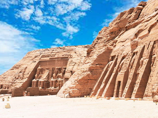 Excursión a los templos de Abu Simbel desde Asuán