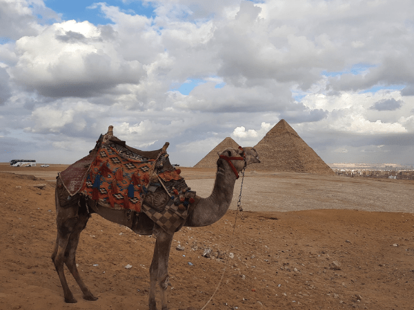 Recorrido por las pirámides de Giza