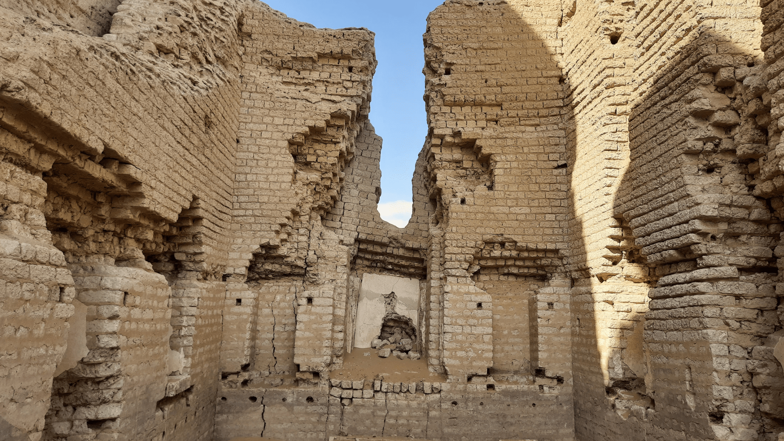 Visitando el templo del oráculo