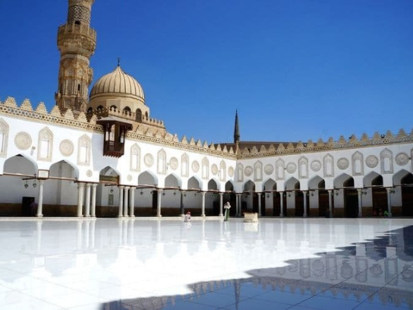 Walking in El-Moez street to Al Azhar Mosque