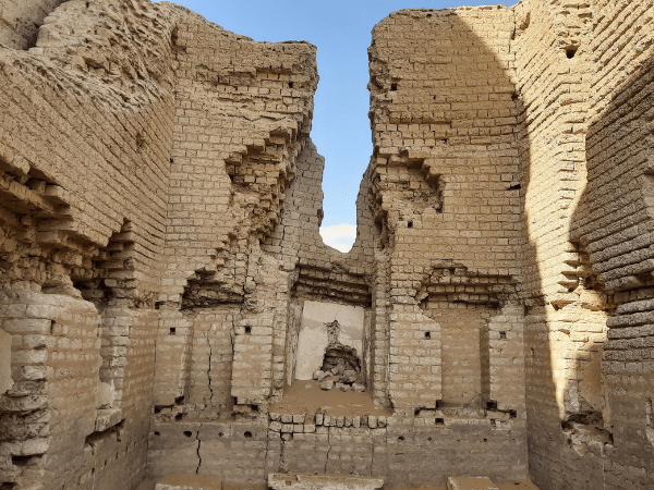 Visita al templo del oráculo