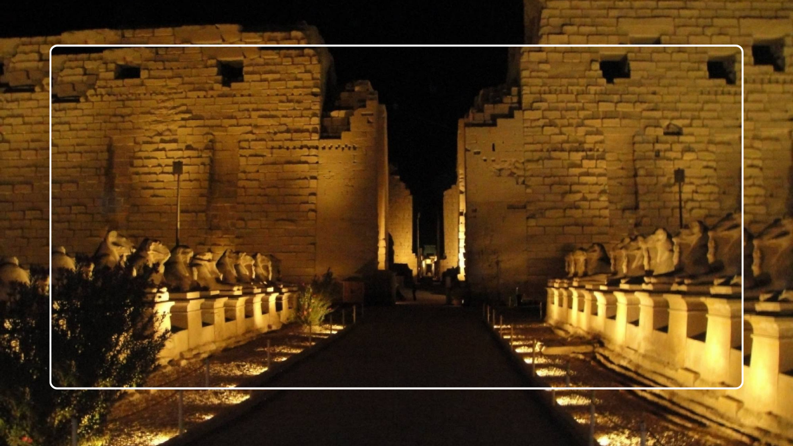 Espectáculo de luz y sonido en el templo de Karnak (visita opcional)